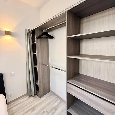 Superbe Loft Avec Belle Cour Appartement *