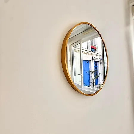 Superbe Loft Avec Belle Cour Privee Appartement Parijs