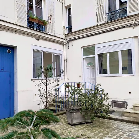 Appartement Superbe Loft Avec Belle Cour *